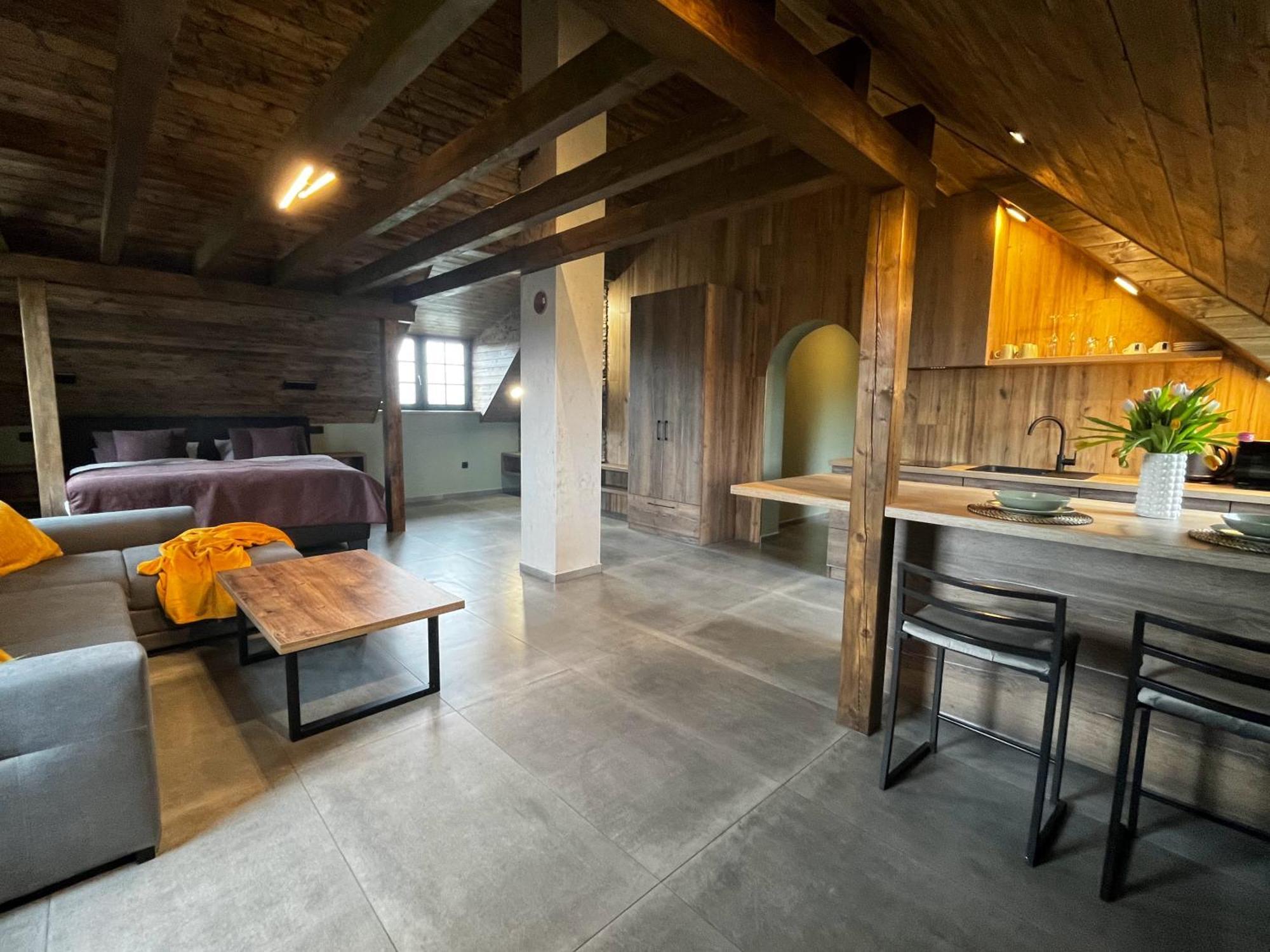 Apartmany Vlachovice エクステリア 写真